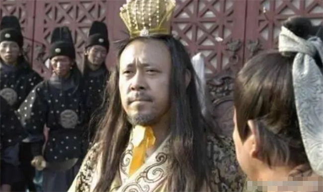 自動簽收追責難 快遞柜有“快”煩惱